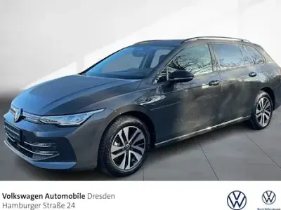 Neu VW Golf VIII 116 PS (85 kW) 2026 Grau Kombi