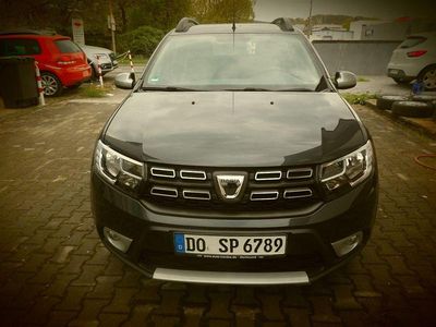 Gebraucht Dacia Sandero Essentiel 73 PS (53 kW) 2020 Grau Limousine