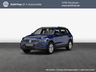 Gebraucht VW Tiguan Allspace Elegance 200 PS (147 kW) 2022 Atlantic blue metallic SUV