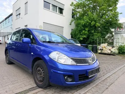 Gebraucht Nissan Tiida Acenta 110 PS (80 kW) 2009 Blau Limousine
