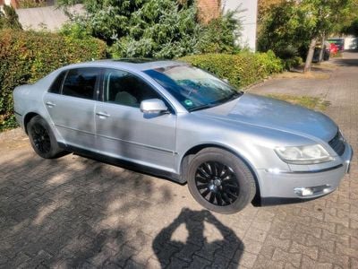 VW Phaeton