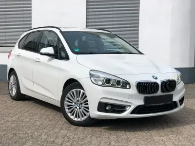 Gebraucht BMW 218 Luxury Line 150 PS (110 kW) 2015 Weiß Van / Kleinbus
