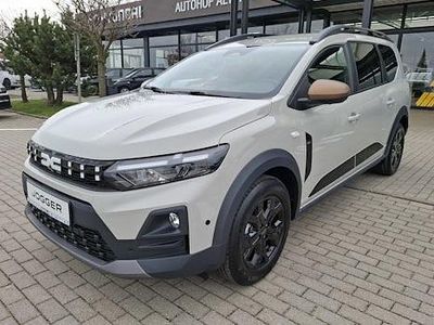 Neu Dacia Jogger Extreme 110 PS (80 kW) 2025 Zedergrün metallic Van / Kleinbus