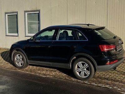 Gebraucht Audi Q3 140 PS (102 kW) 2012 Schwarz SUV