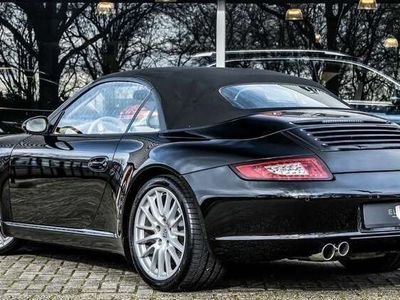 Porsche 911 Carrera Cabriolet