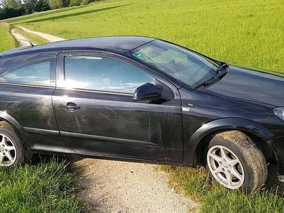 Opel Astra GTC