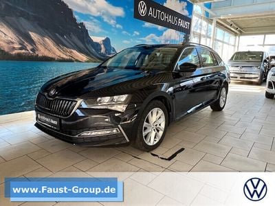 Schwarz perleffekt Gebraucht 2020 Skoda Superb Ambition Kombi | 20.900 € (Guter Preis)