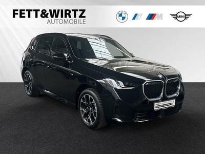 Saphirschwarz metallic Gebraucht 2024 BMW X3 M Sport SUV | 52.644 € (Superpreis)