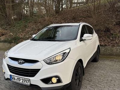 Gebraucht Hyundai ix35 Trend 166 PS (122 kW) 2014 Weiß SUV