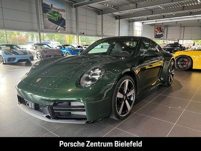 Gruen Neu 2025 Porsche 911 Carrera S Coupé | 197.366 € (Teuer)