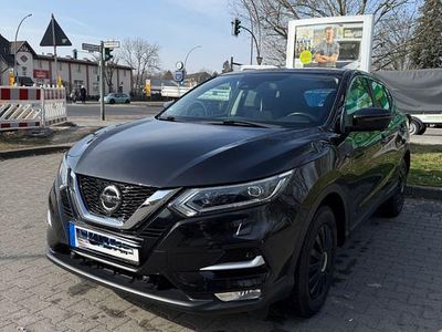 Gebraucht Nissan Qashqai N-Connecta 116 PS (85 kW) 2018 Schwarz SUV
