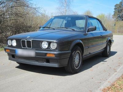 Gebraucht BMW 318 Cabriolet 113 PS (83 kW) 1992 Schwarz Cabrio