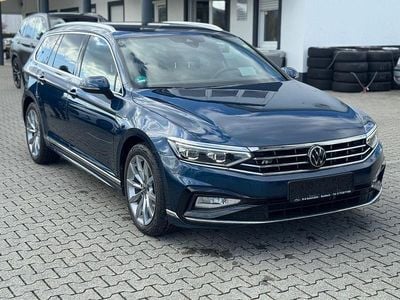 Second-hand VW Passat 150 CP (110 kW) 2023 Albastru Break