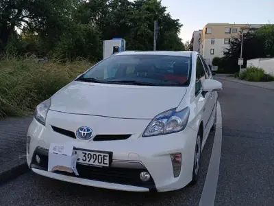 Gebraucht Toyota Prius Comfort 136 PS (100 kW) 2012 Weiß Limousine