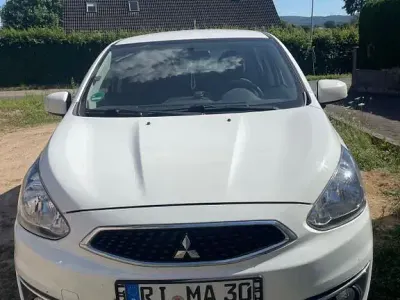 Gebraucht Mitsubishi Space Star 71 PS (52 kW) 2020 Weiß Kleinwagen