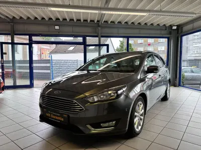 Gebraucht Ford Focus Titanium 150 PS (110 kW) 2015 Grau Kombi