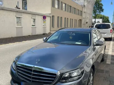 Gebraucht Mercedes E220 All-Terrain 194 PS (142 kW) 2017 Kombi
