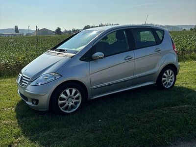 Mercedes A200