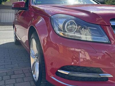 Gebraucht Mercedes C250 Avantgarde 204 PS (150 kW) 2013 Kombi