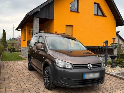 Usata VW Caddy Family 102 CV (75 kW) 2014 Marrone Monovolume