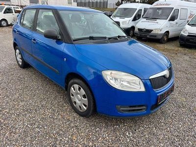 Gebraucht Skoda Fabia Ambiente 60 PS (44 kW) 2009 Blau Limousine