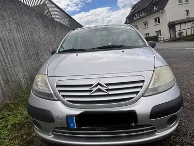 Gebraucht Citroën C3 73 PS (53 kW) 2003 Silber Limousine