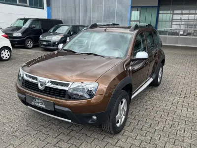 Używany Dacia Duster Prestige 105 KM (77 kW) 2011 Brązowy SUV