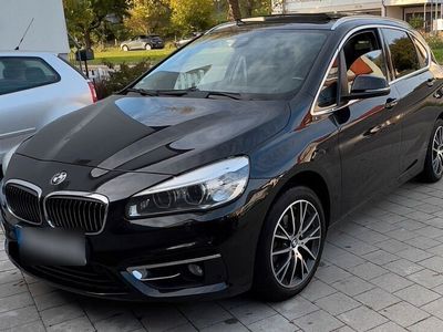 gebraucht BMW 218 i Luxury Line /Navi/PDC/SZ/HUD/Keyless entry