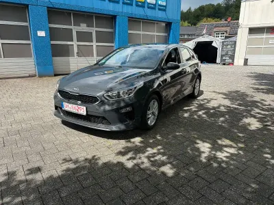 Gebraucht Kia Ceed Vision 136 PS (100 kW) 2021 Kleinwagen