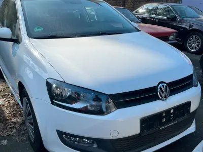 Gebraucht VW Polo Team 86 PS (63 kW) 2010 Weiß Kleinwagen