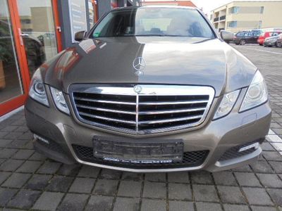 Grau Gebraucht 2009 Mercedes E250 Avantgarde Limousine | 11.990 € (Fairer Preis)