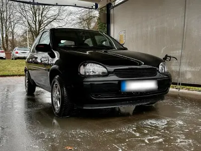 Gebraucht Opel Corsa 56 PS (41 kW) 2000 Schwarz Kleinwagen