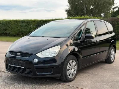 Gebraucht Ford S-MAX Titanium 140 PS (102 kW) 2008 Schwarz Van / Kleinbus