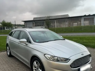 Gebraucht Ford Mondeo 150 PS (110 kW) 2016 Silber Kombi
