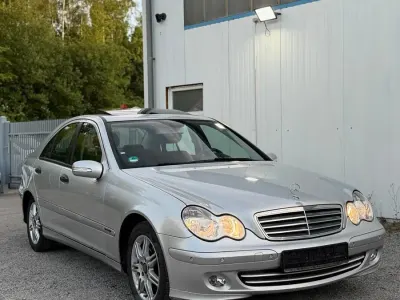 Gebraucht Mercedes 200 130 PS (95 kW) 2005 Silber Limousine