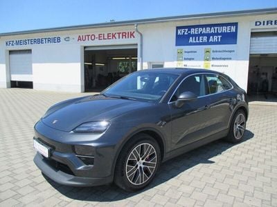 Porsche Macan 4 Electric