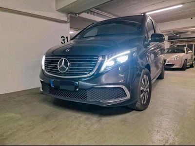 Mercedes EQV300