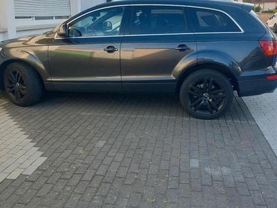 Grau Gebraucht 2007 Audi Q7 SUV | 7.000 € (Superpreis)