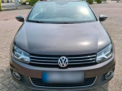 Gebraucht VW Eos 122 PS (89 kW) 2012 Braun Cabrio