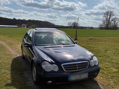 Gebraucht Mercedes C200 163 PS (119 kW) 2000 Blau Limousine