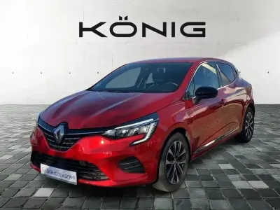 Gebraucht Renault Clio Techno 91 PS (66 kW) 2023 Rot Kleinwagen