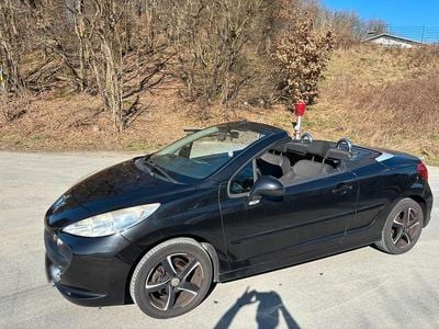 Gebraucht Peugeot 207 CC 120 PS (88 kW) 2008 Schwarz Cabrio