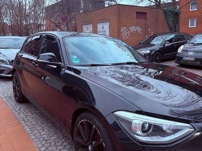 Gebraucht BMW 116 Sport Line 116 PS (85 kW) 2013 Schwarz Kleinwagen