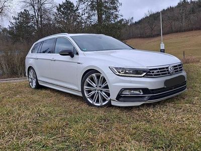 Usata VW Passat R-line 240 CV (176 kW) 2017 Bianco Station wagon