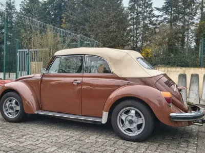 Usata VW Käfer 50 CV (36 kW) 1976 Marrone Cabrio
