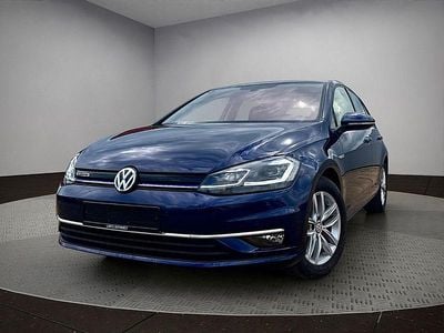 Gebraucht VW Golf VII Highline 131 PS (96 kW) 2019 Blau Limousine
