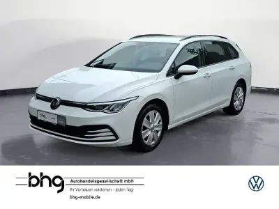 Usata VW Golf VIII Life 110 CV (80 kW) 2023 Bianco Station wagon