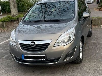 gebraucht Opel Meriva B. Design 103TKm. TÜV 8/25
