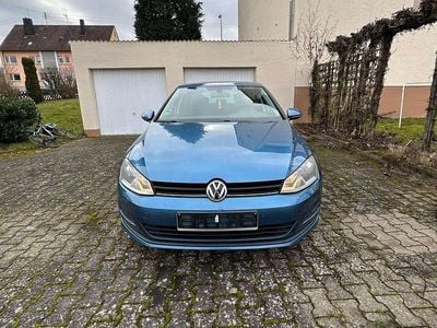 Gebraucht VW Golf VII Cup 105 PS (77 kW) 2014 Blau Limousine