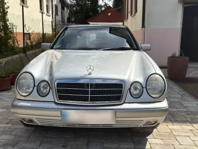Gebraucht Mercedes E200